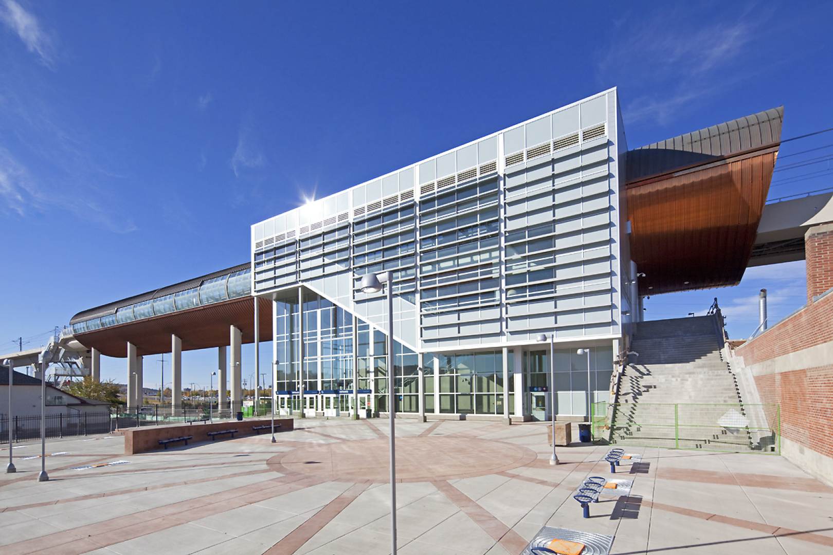 Sunalta LRT Station & Elevated Guideway